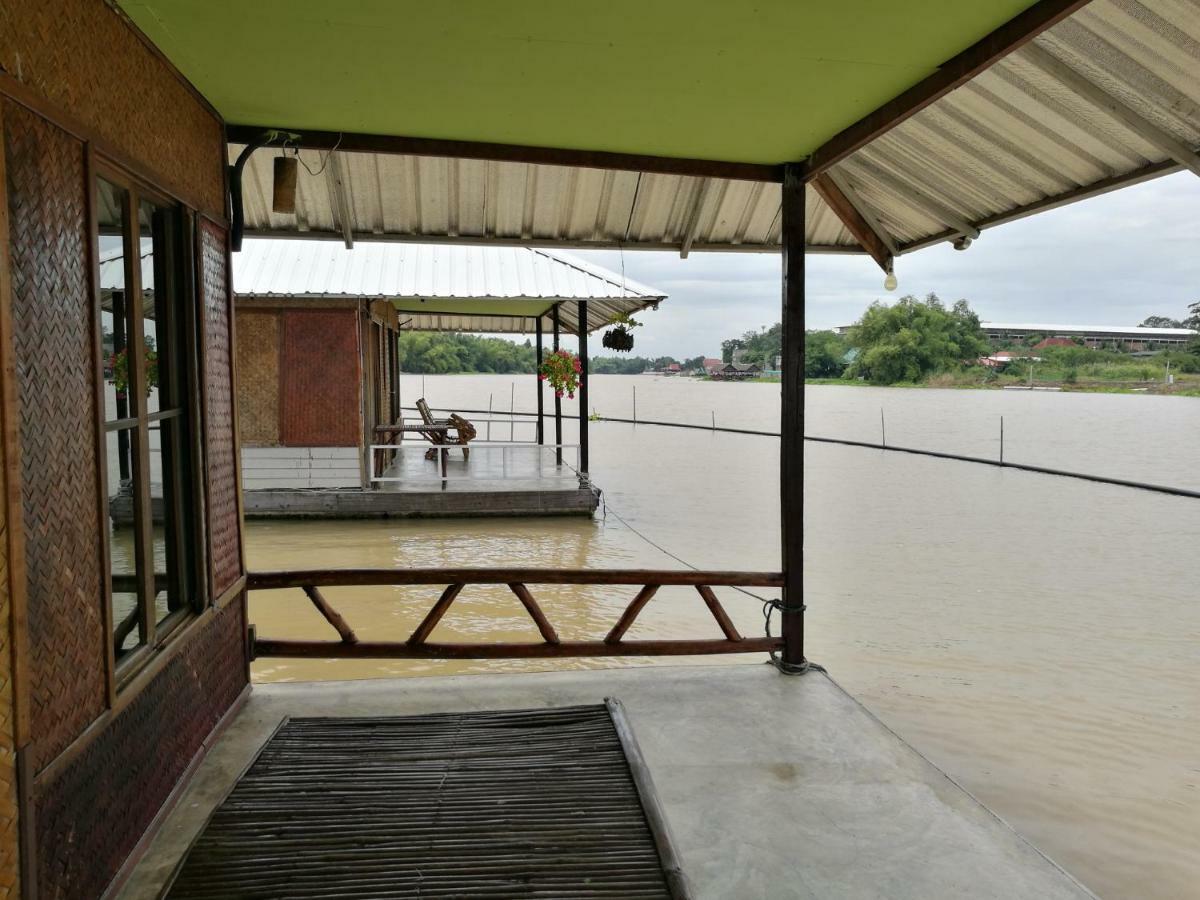 River Marina Resort Uthai Thani Exterior photo
